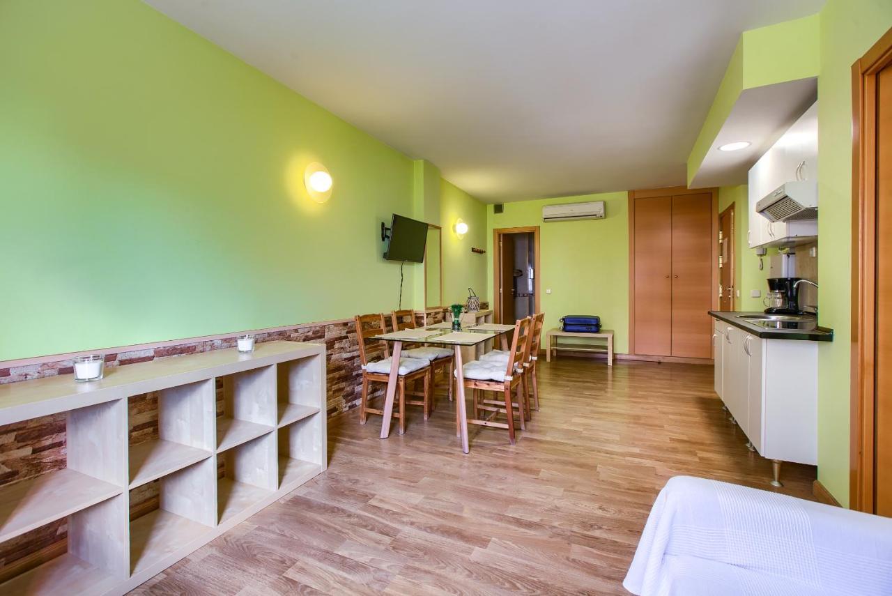 מדריד Apartamentos Barajas מראה חיצוני תמונה